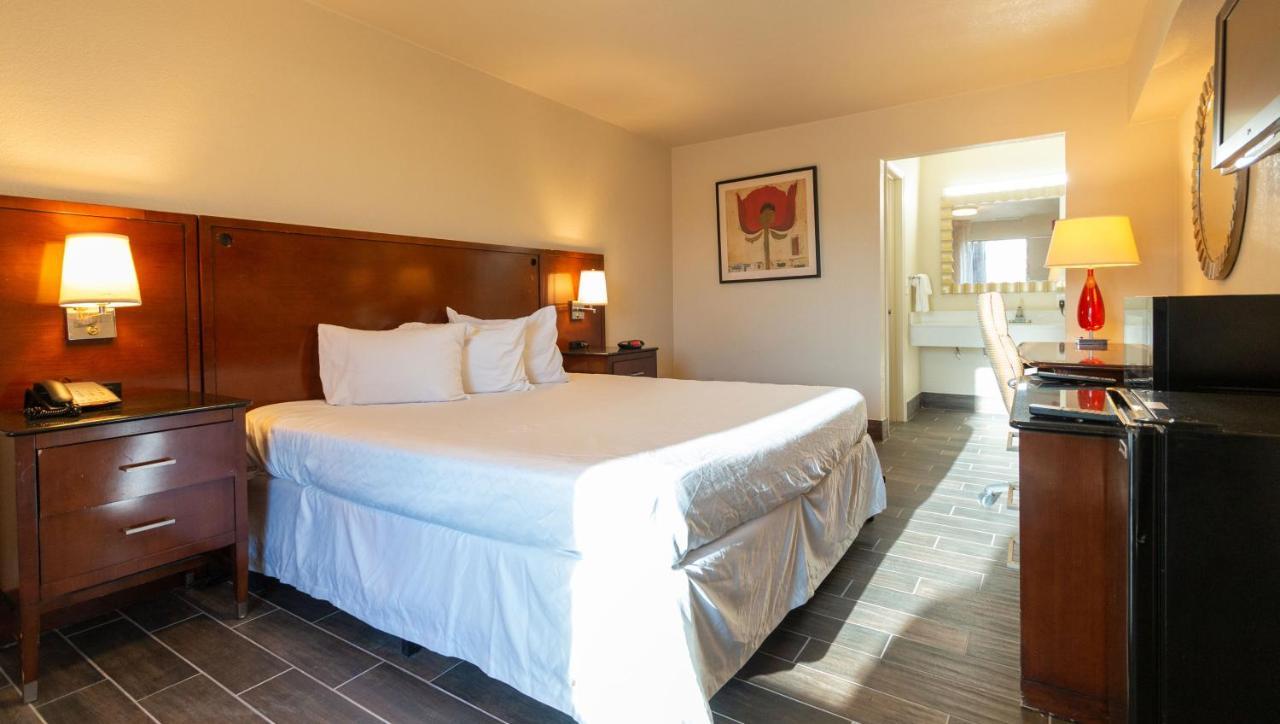 Magnuson Extended Stay And Suites Airport Hotel Irving Eksteriør billede